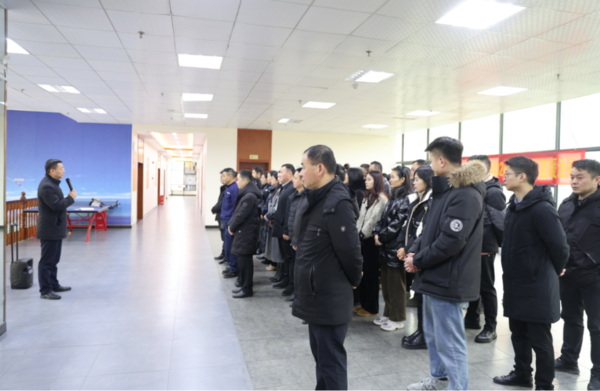 公司动态 | S36沙龙官网开展节前送温暖慰问活动