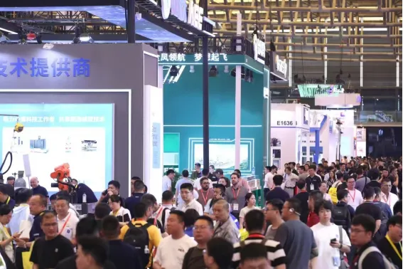 聚焦埃森展 | S36沙龙官网重磅发布“分布式控温除尘一体机” 引领焊接环保新趋势